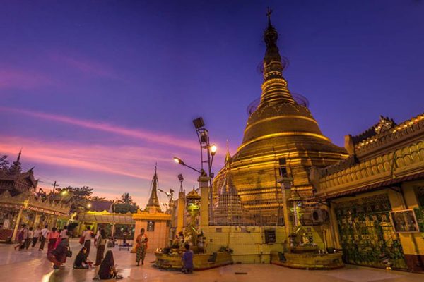 Botahtaung pagoda in Yangon