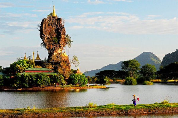 Kyauk Kalap Monastery in Hpa An