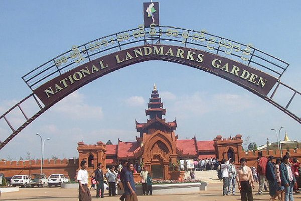 Myanmar adventure tour to the National Landmark Garden in Pyin Oo Lwin