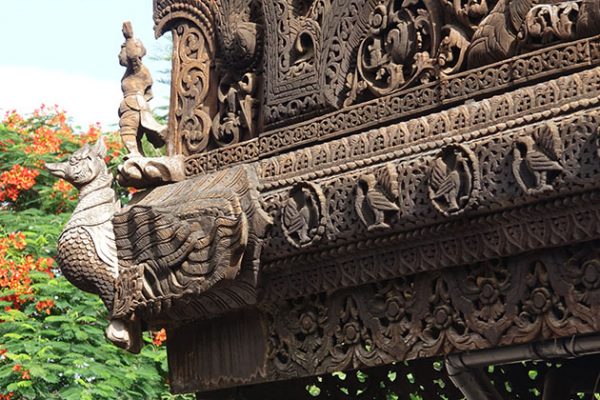 The intricated design on the roof of Shwenandaw Monastery