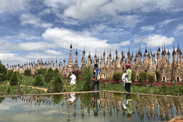 the beautiful Kakku pagoda