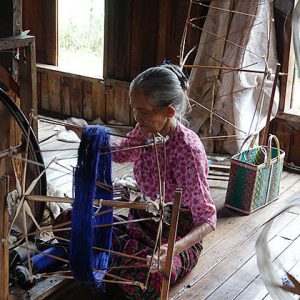 weaving village in Inle lake