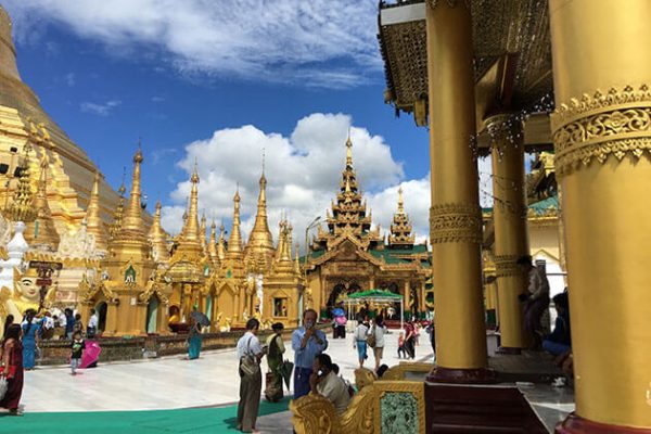 Shwedagon Pagoda-iconic beauty of Yangon