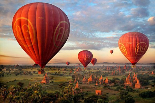 bagan hot air balloon