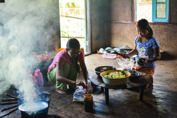 enjoy a traditional meal in a local house in kalaw