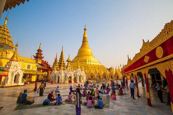 shwedagon pagoda -Myanmar tour packages