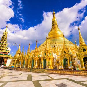 shwedagon pagoda sunrise