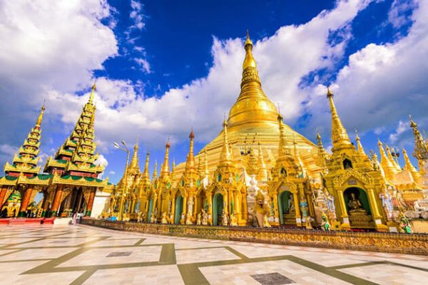 shwedagon pagoda sunrise