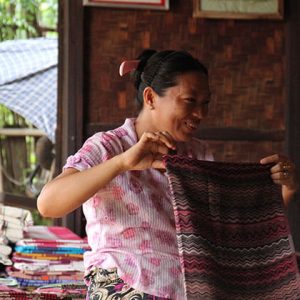 meet the local in Bagan village