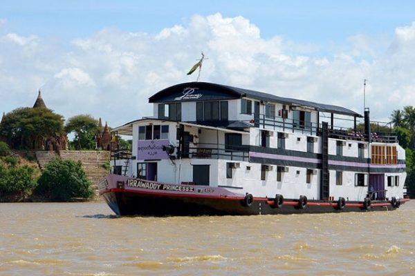 Irrawaddy princess II - Bagan Mandalay short excursion