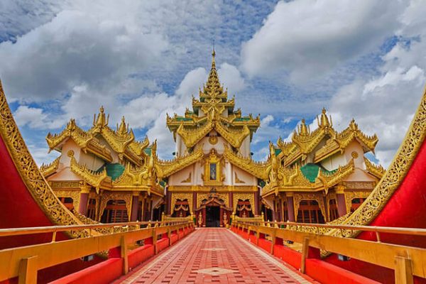 karaweik palace myanmar adventure tours