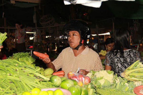 nyaung u local market