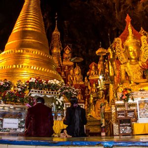 pilgrims in pindaya cave