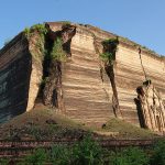 the enormous ruin of Mingun pahtodawgyi