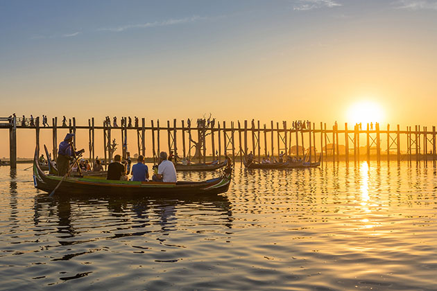 november weather in mandalay is great to take a boat trip and see the beauty of u bein bridge