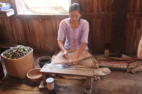the local artisan in lotus weaving village