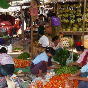 Nyaung Oo Market - myanmar itinerary 4 days