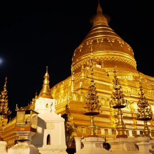 Shwezigon-Pagoda-myanmar-itinerary-4-days
