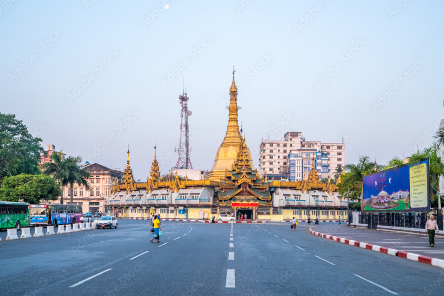 Sule Pagoda Road: The Cultural Nexus - Captivating Place of Yangon Chinatown