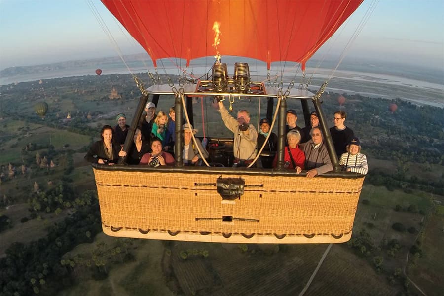 Hot Air Balloon in bagan vacation packages