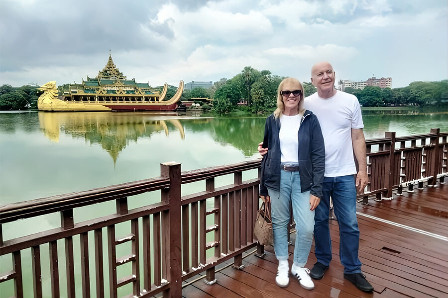 Karaweik Hall - yangon tour