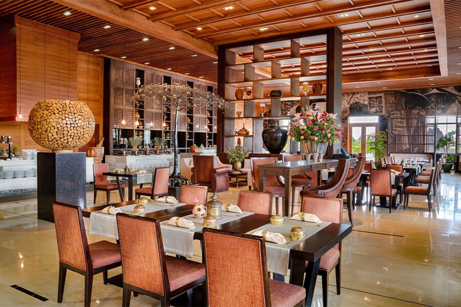 Kempinski Hotel - naypyidaw bars